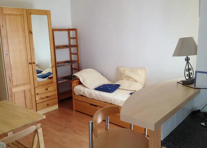 Joli Studio Meuble + Parking En Sous Sol